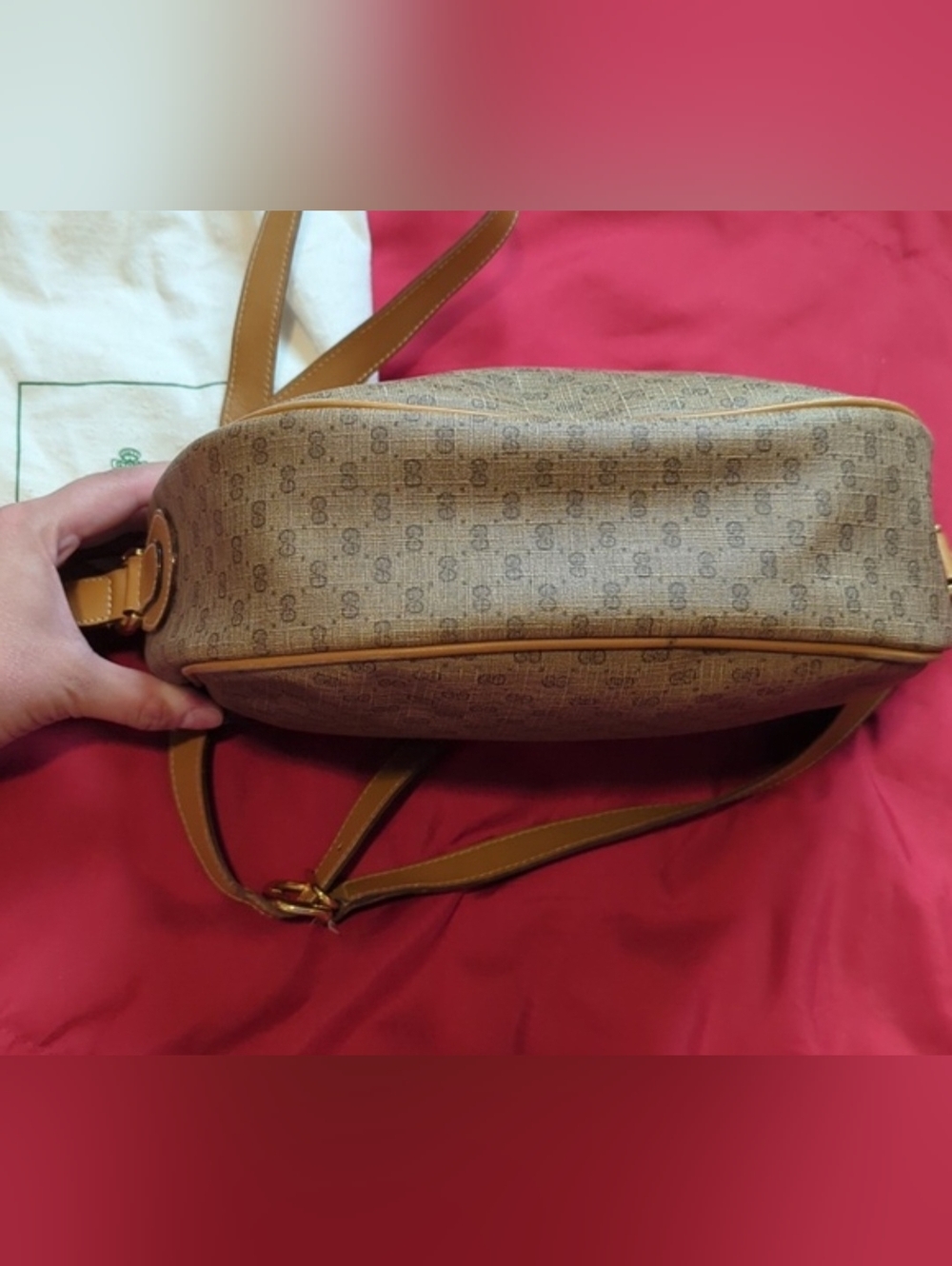 Authentic Gucci Brown GG Canvas & Tan Leather Shoulder Bag - Great Condition - Picture 13 of 14